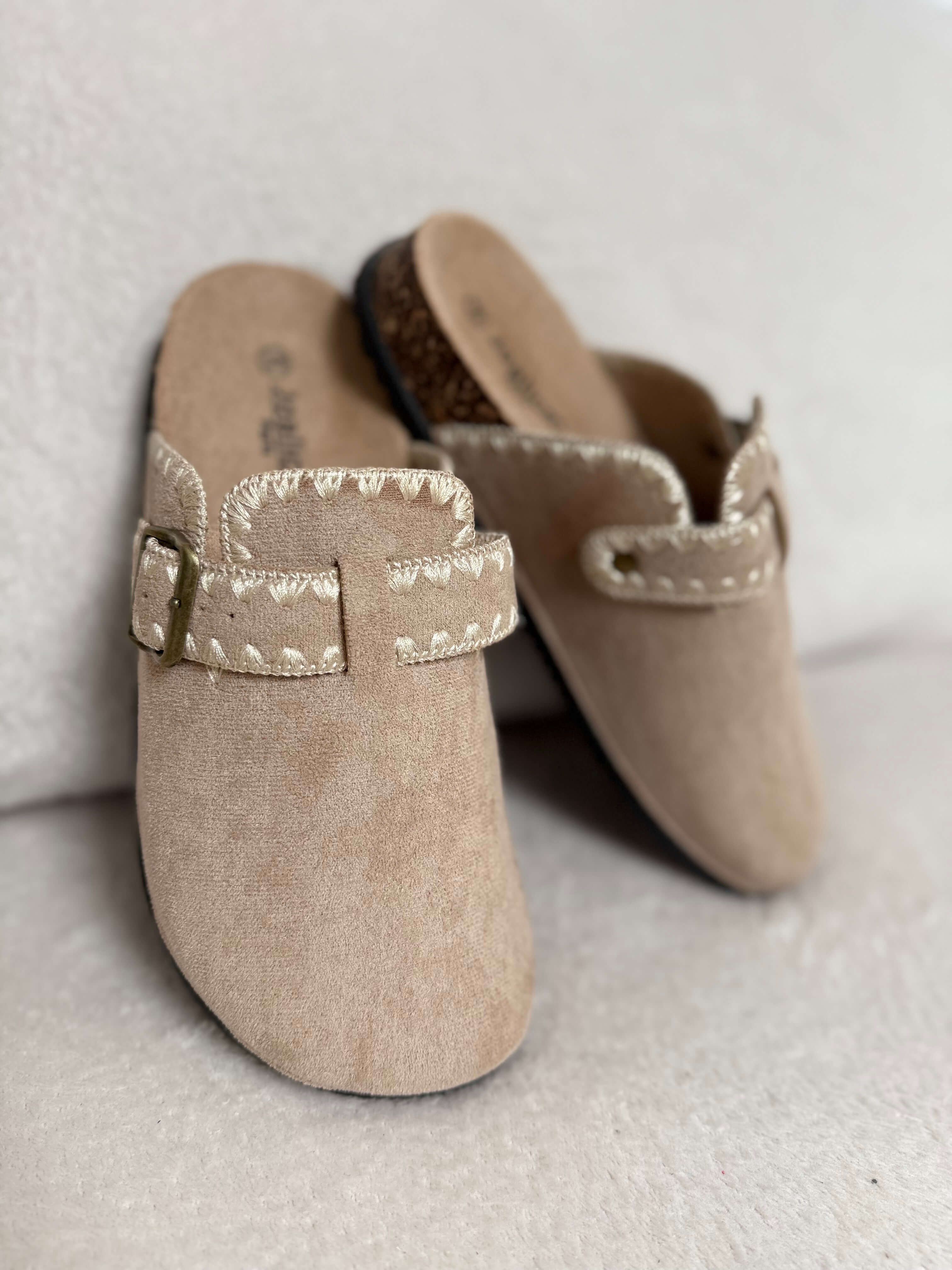 Mules brodé