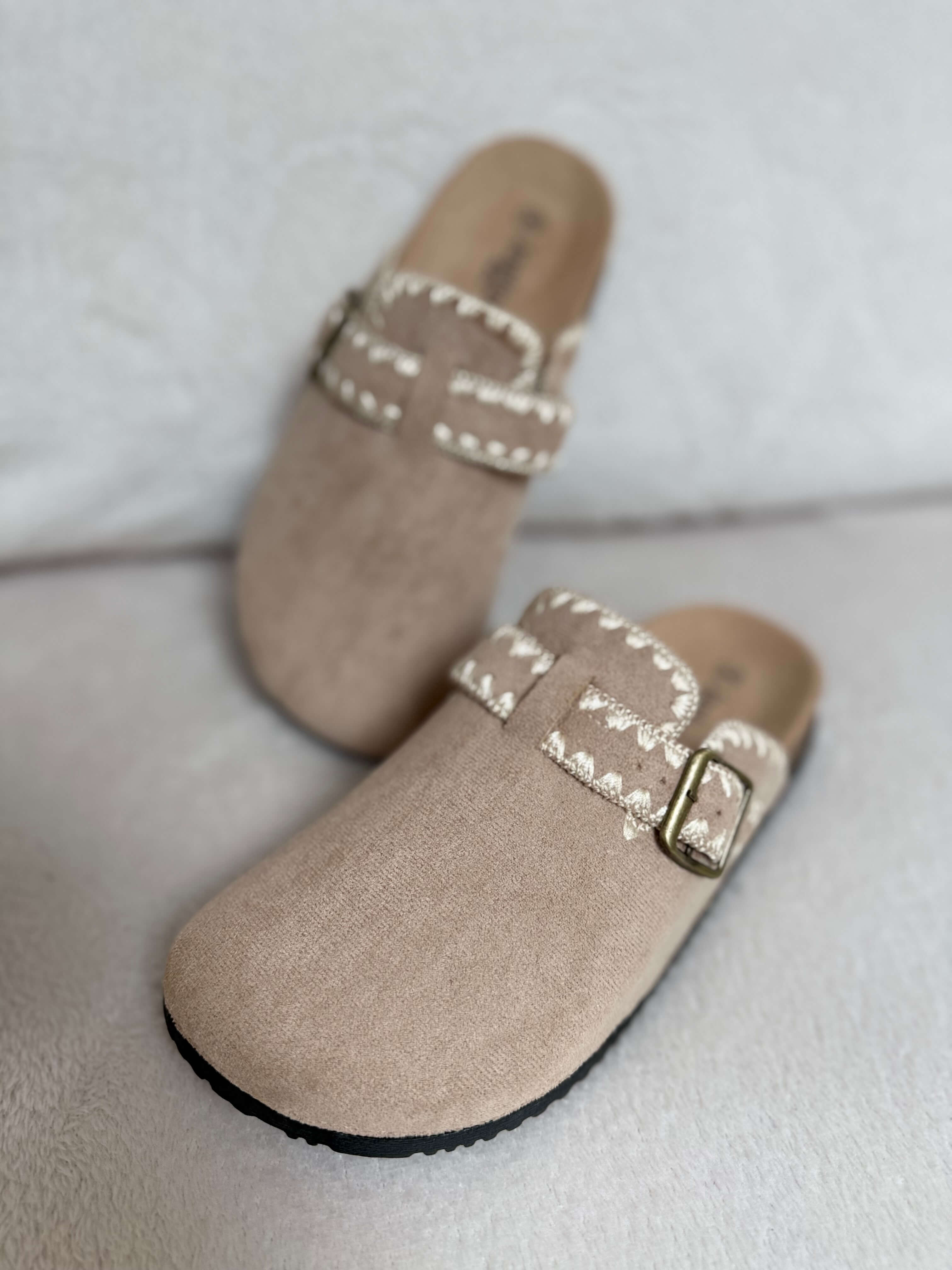 Mules brodé