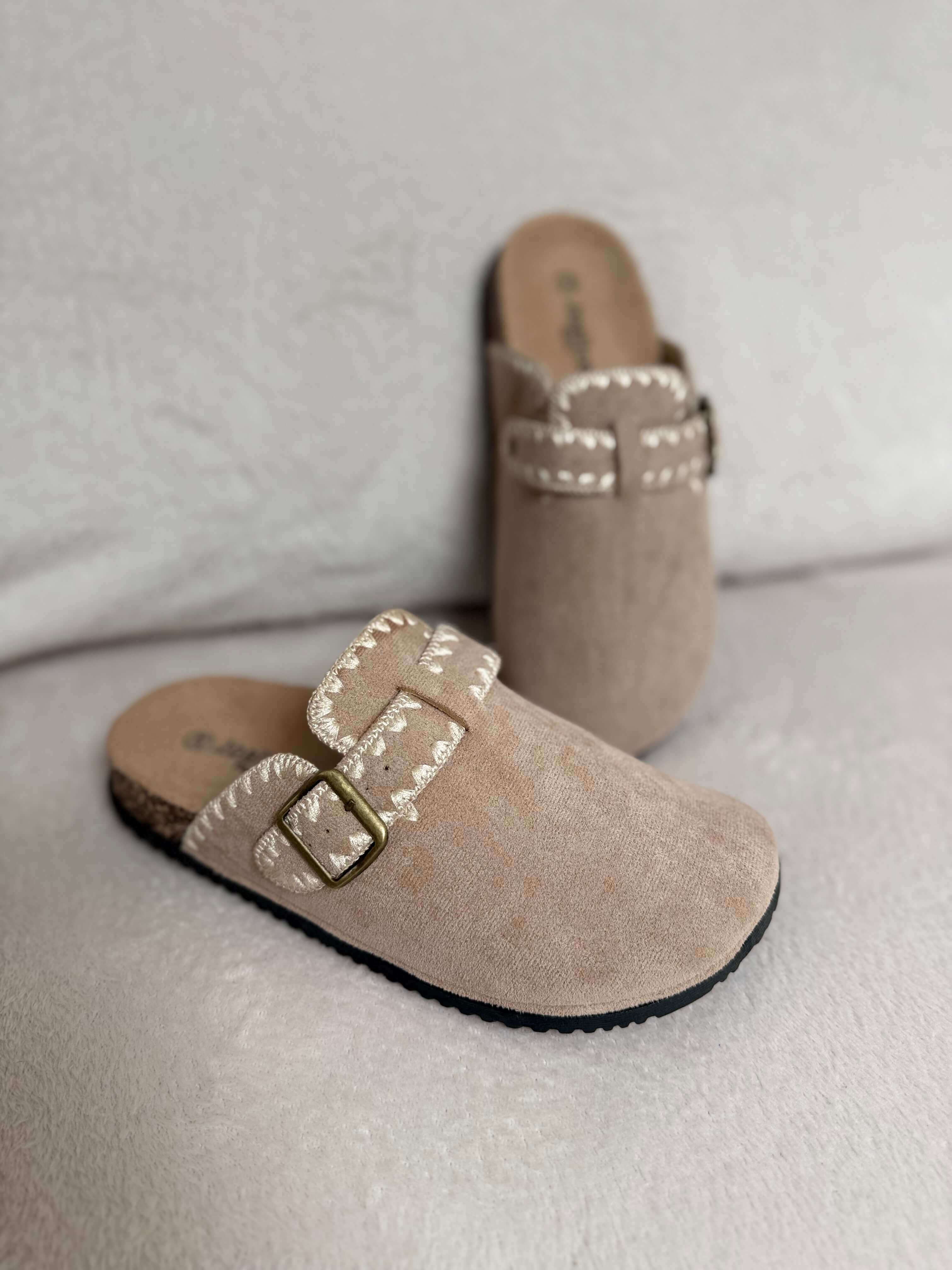 Mules brodé