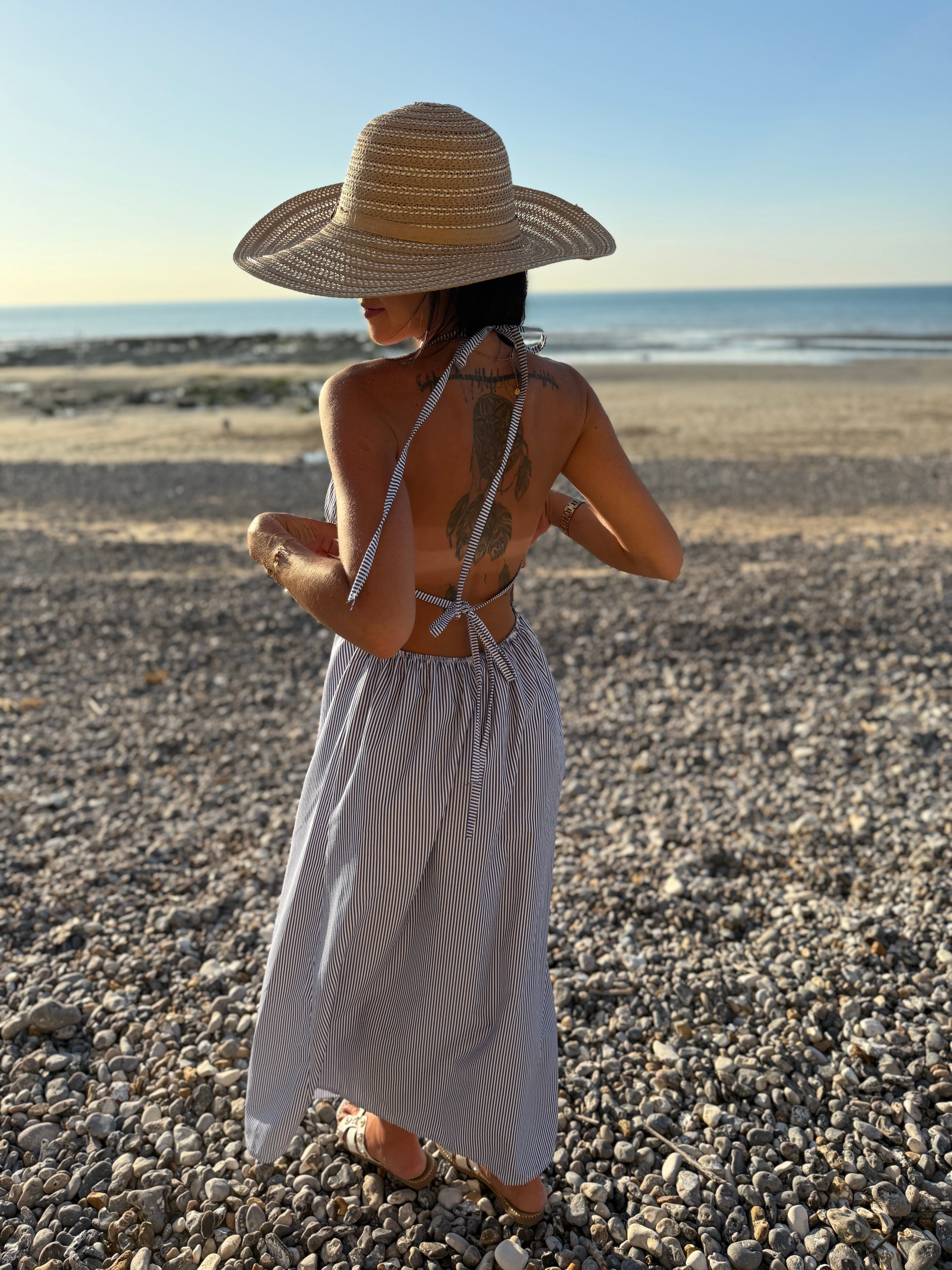 Robe dos nu -Alicia
