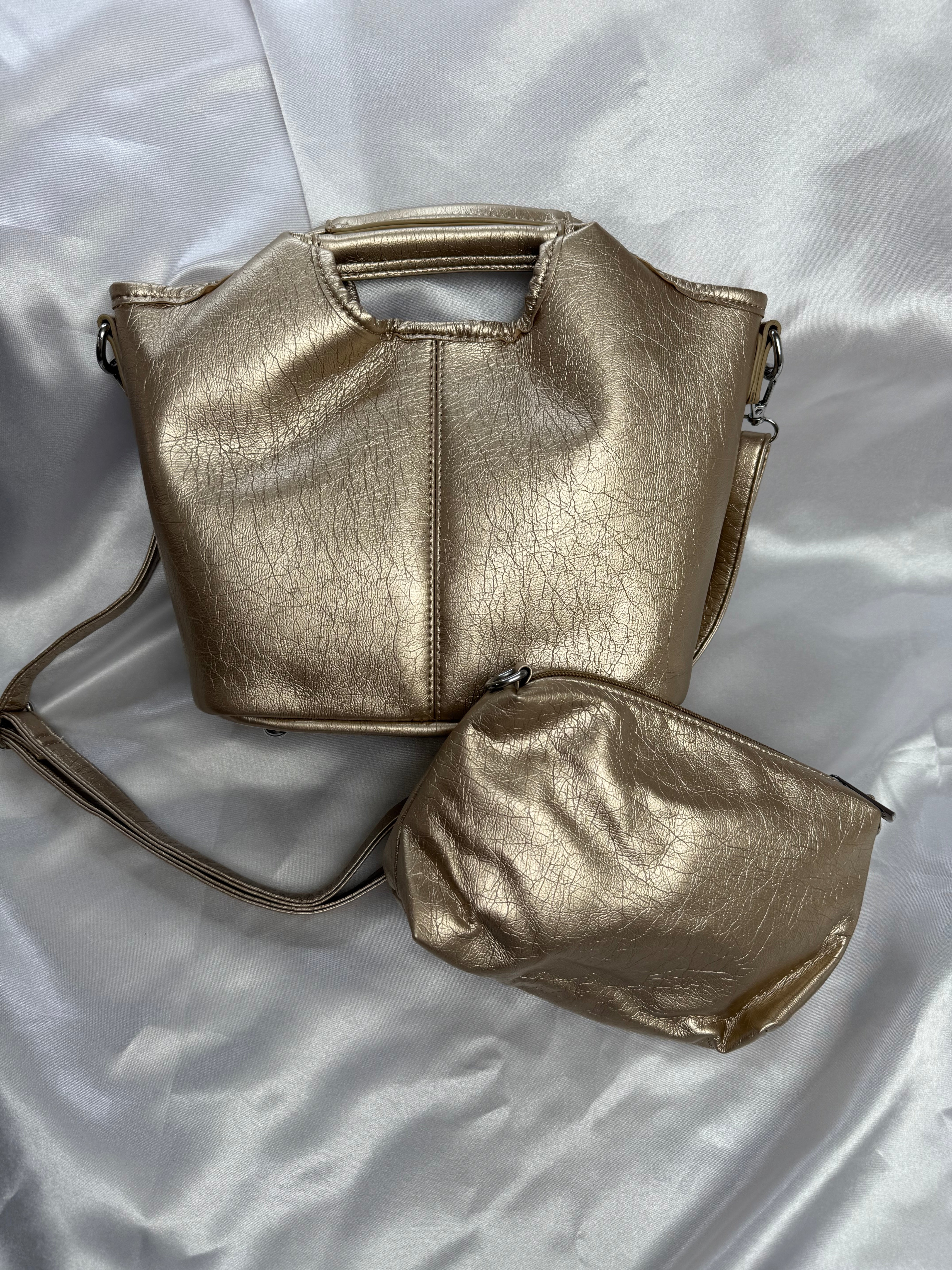 Sac à mains / bandoulière doré