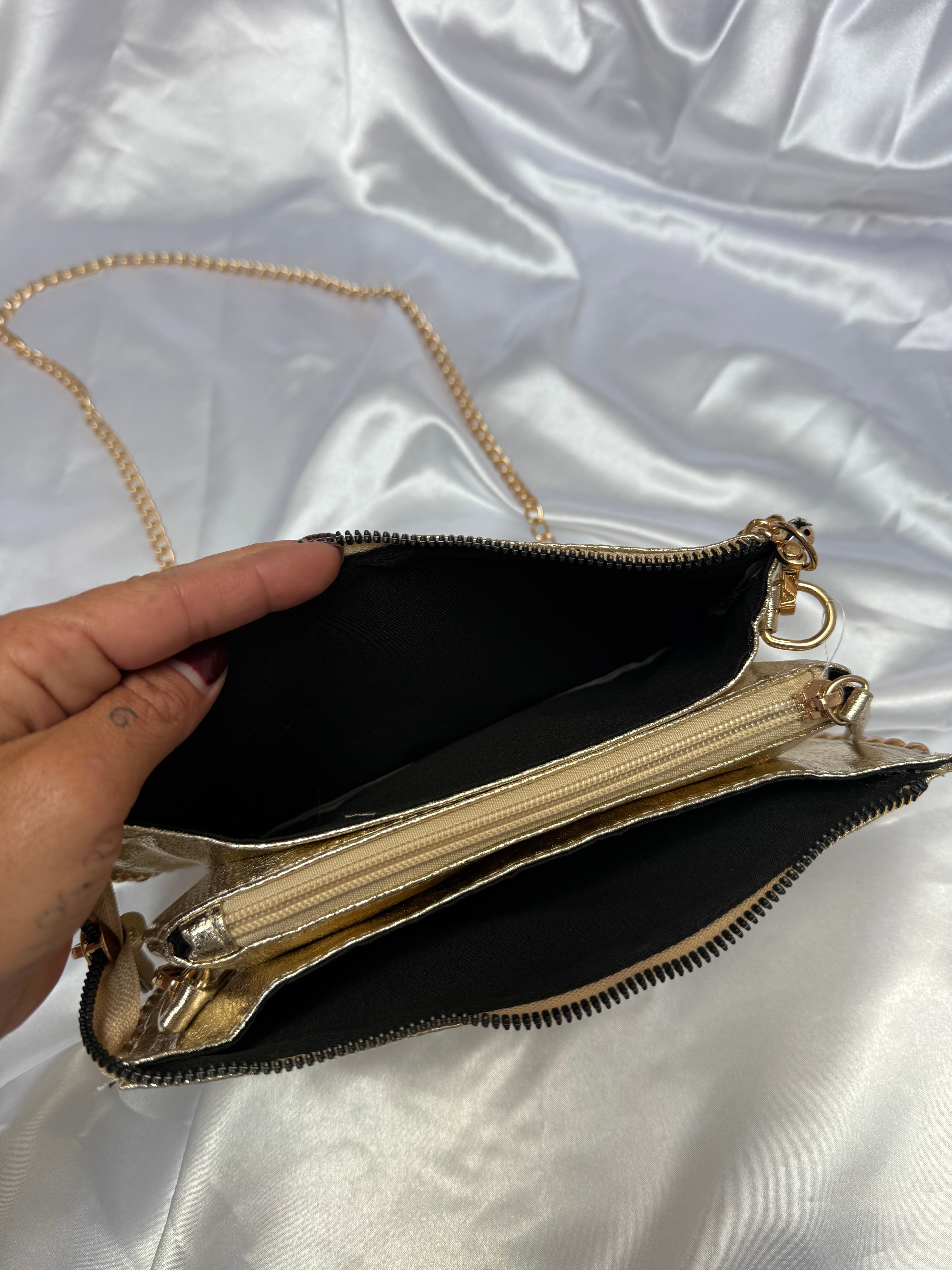 Pochette bandoulière