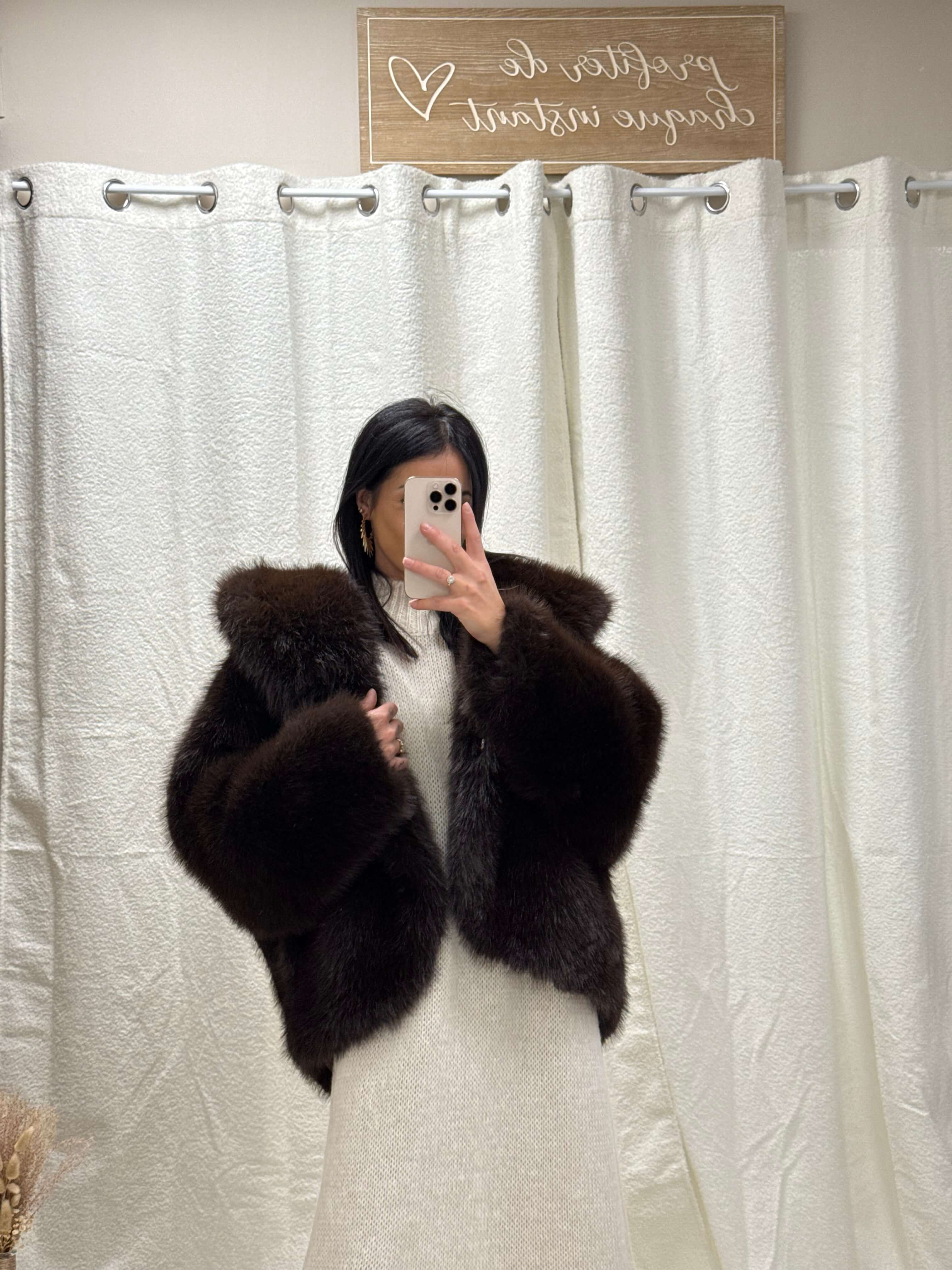 Veste fausse fourrure avec capuche