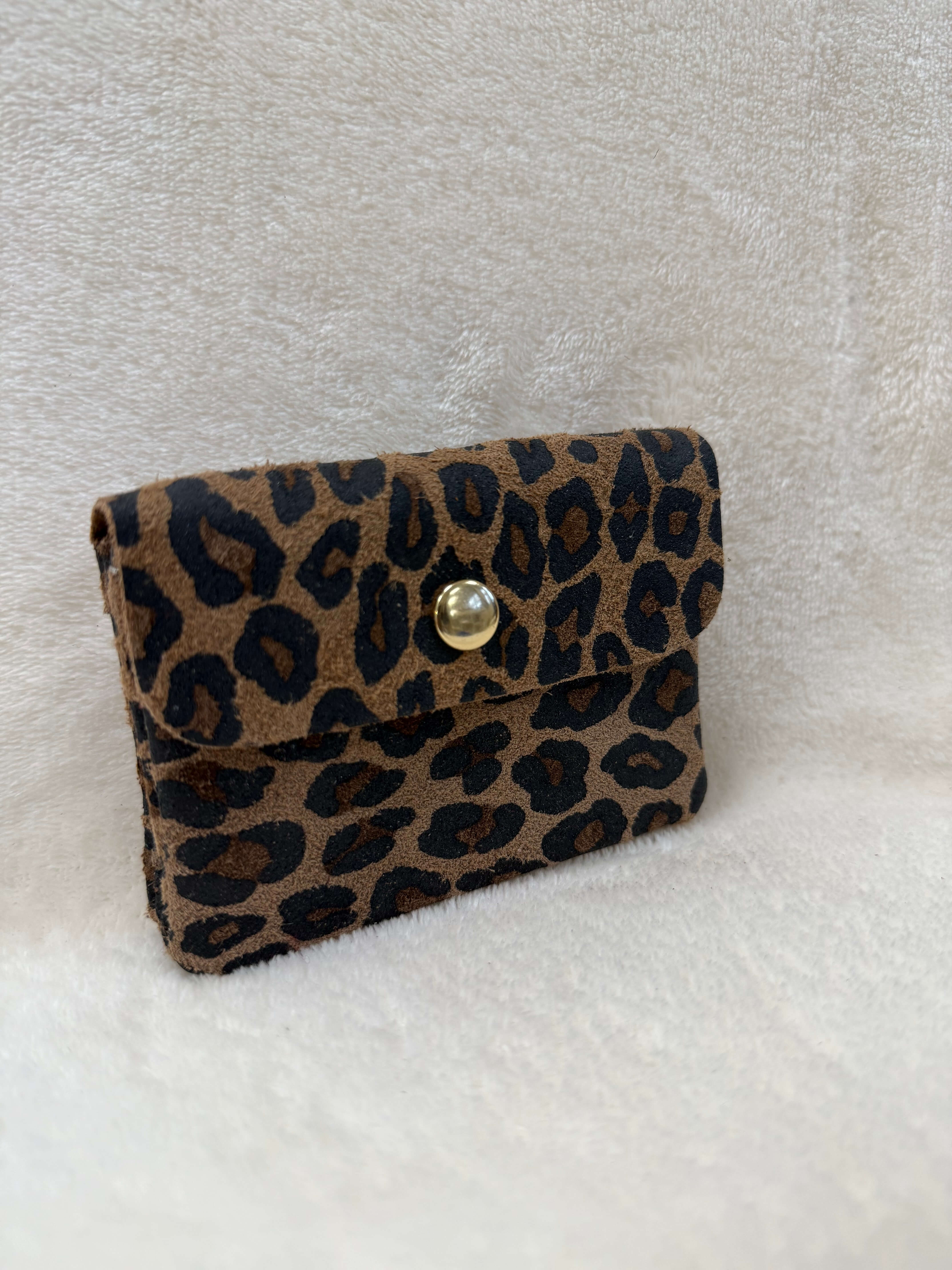 Porte monnaie en daim leopard XS