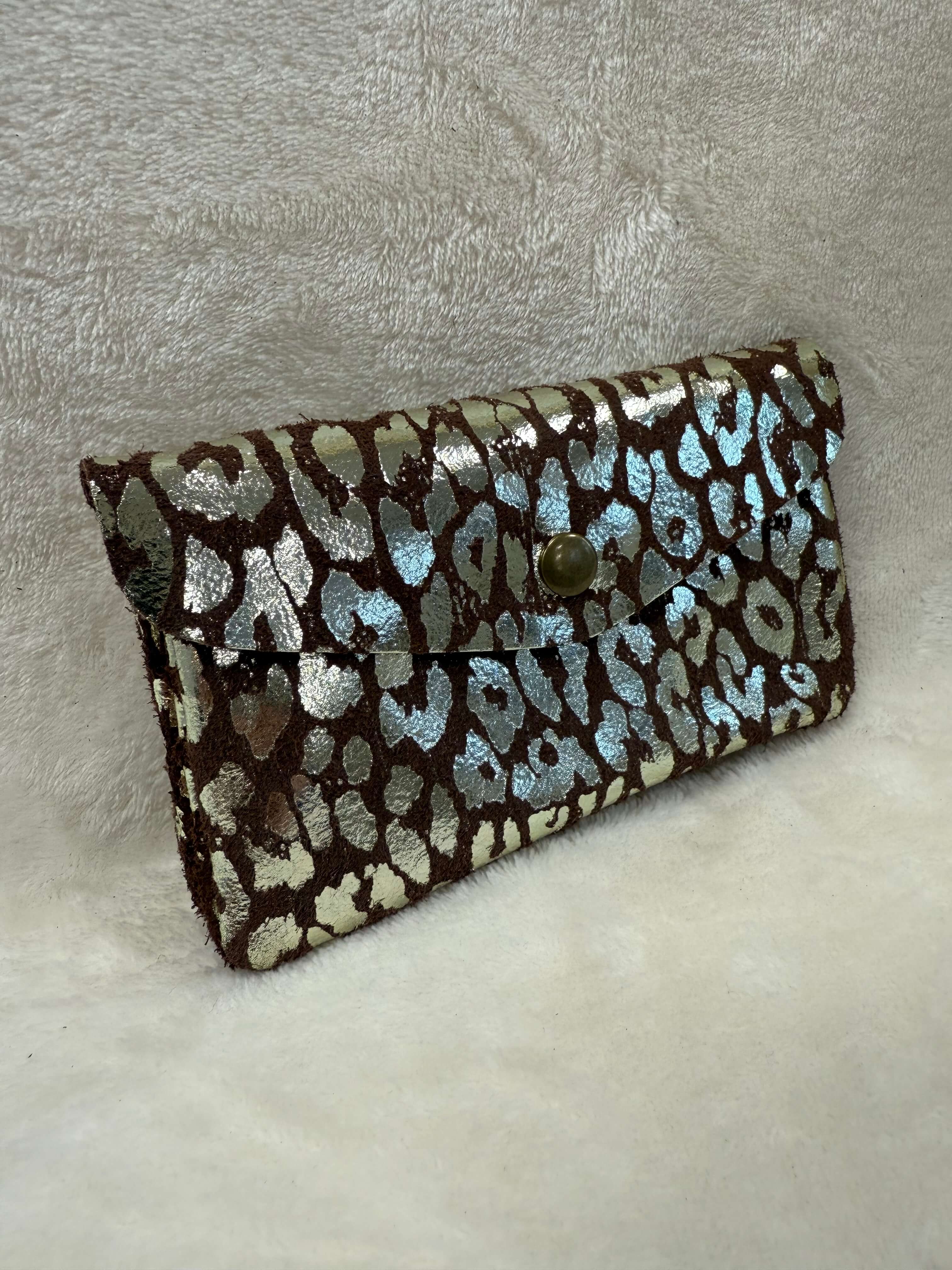 Porte monnaie en daim leopard XL