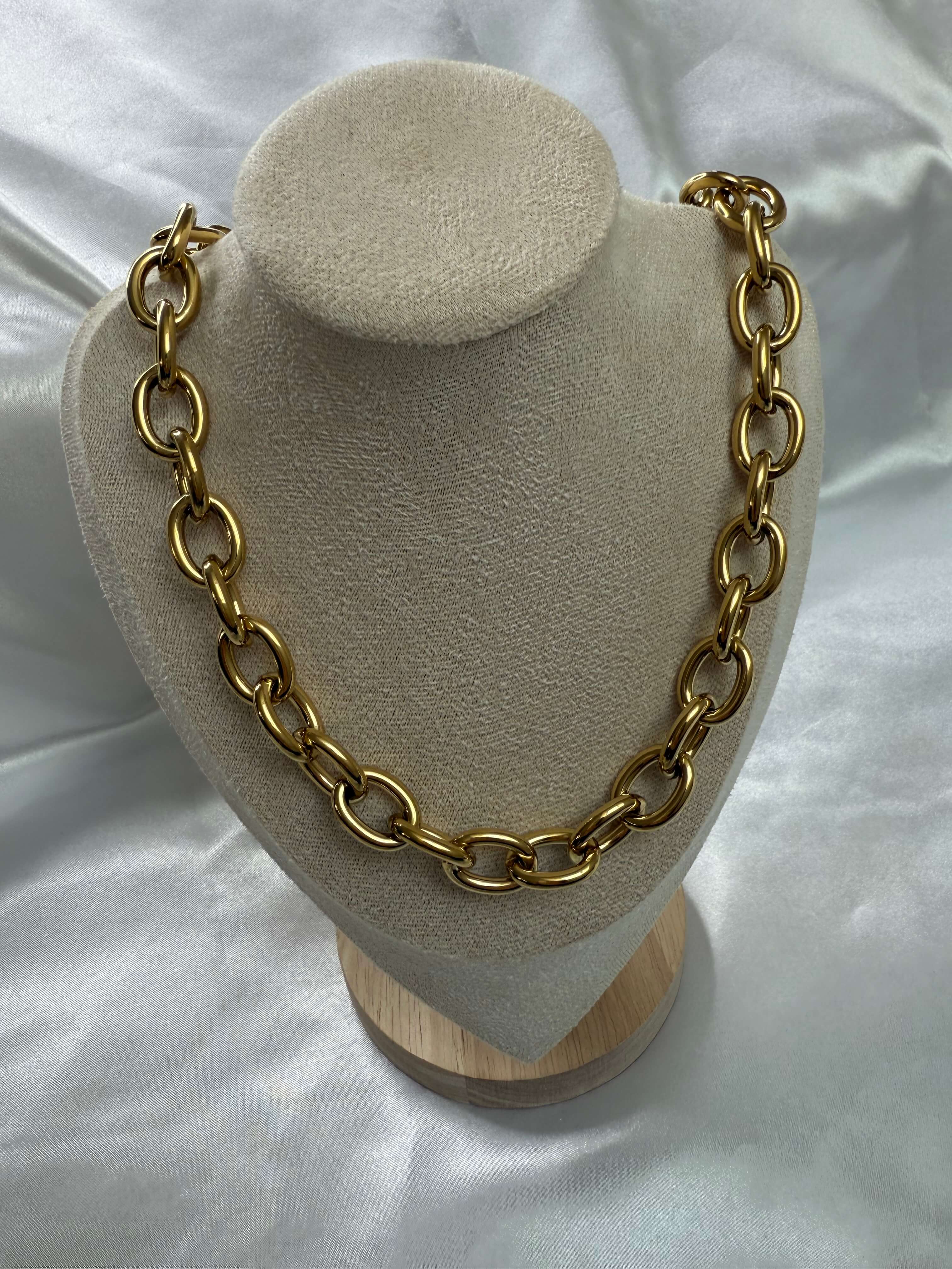 Collier chaîne