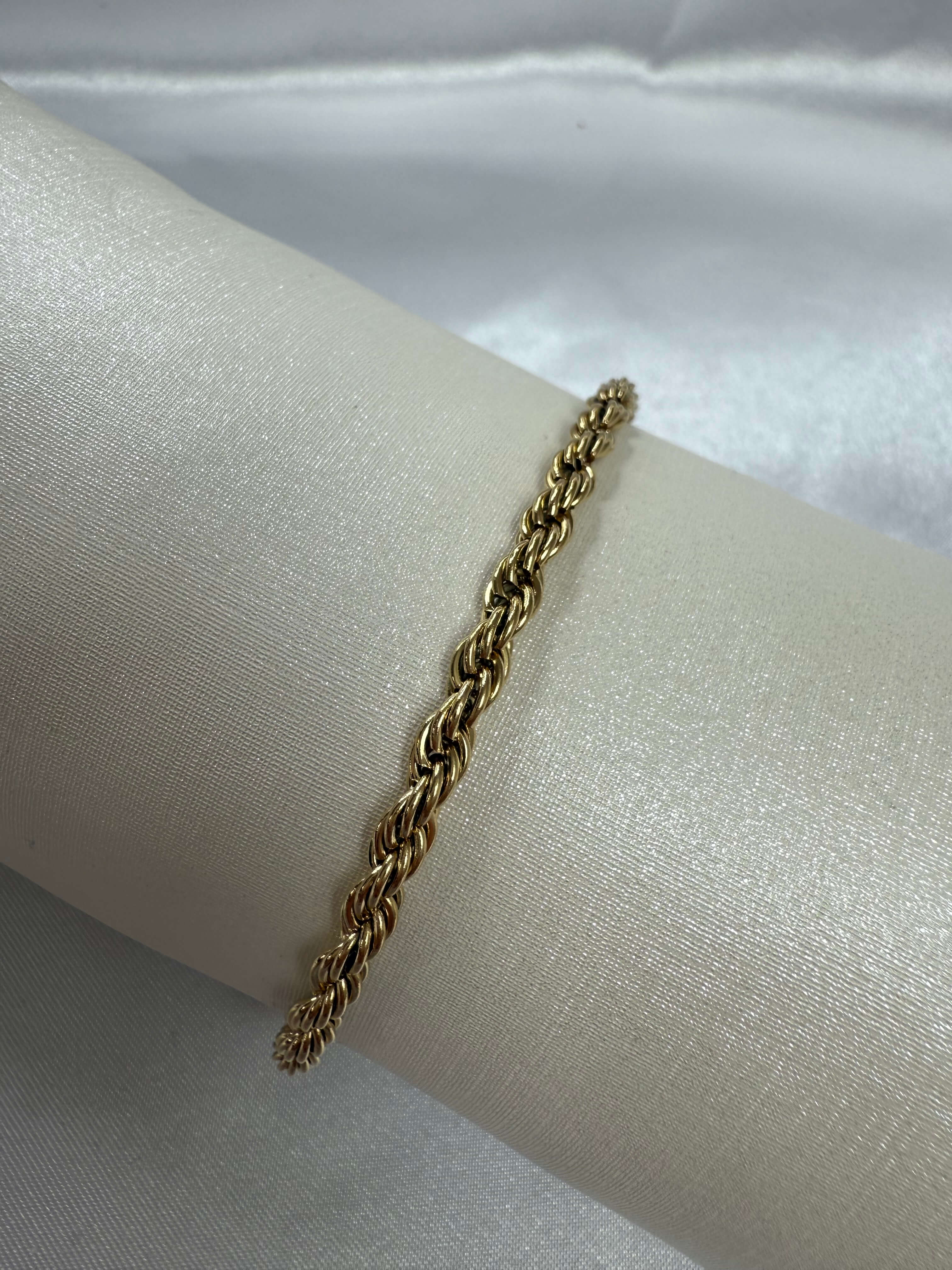 Bracelet torsadé