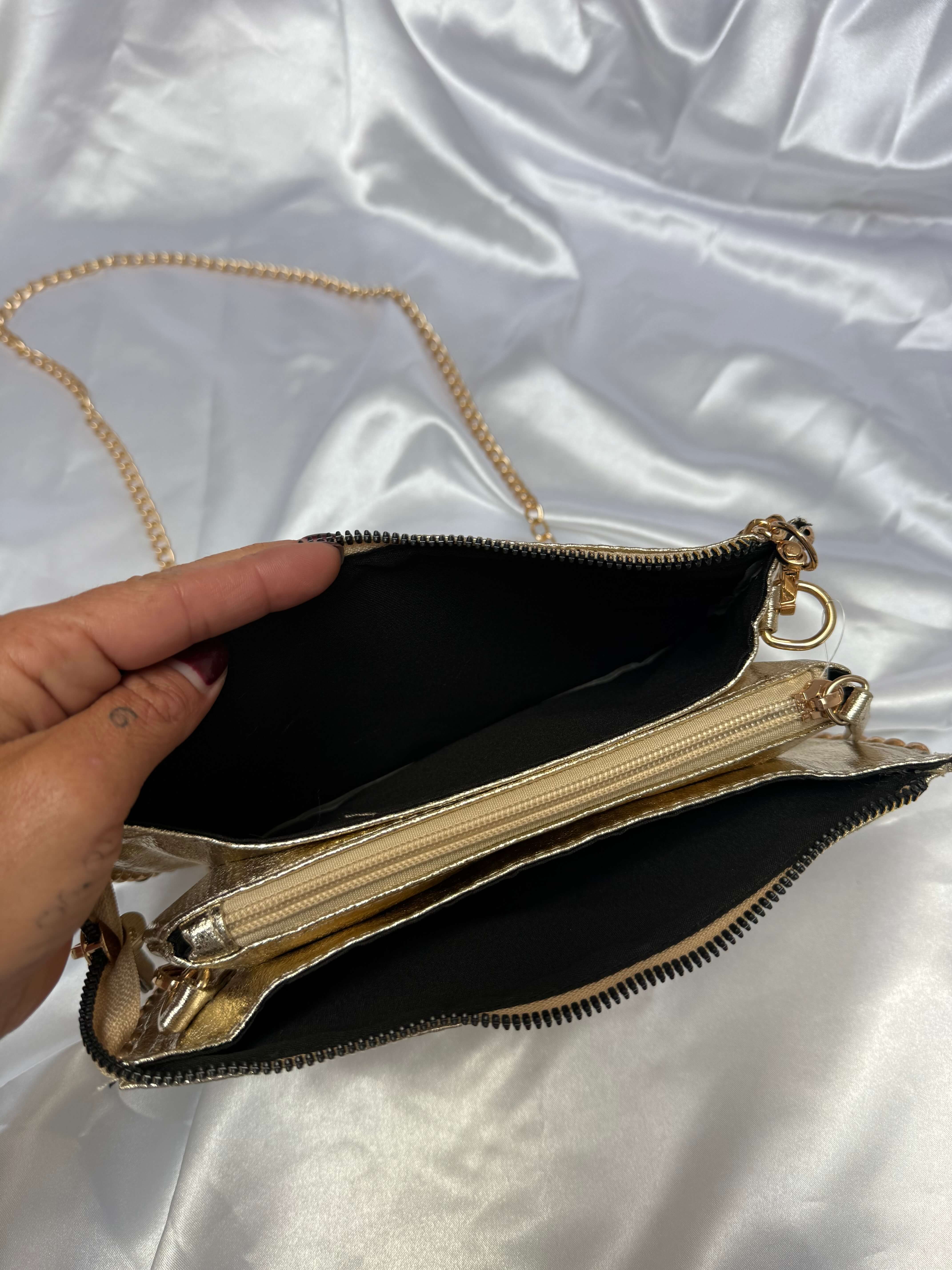 Pochette bandoulière